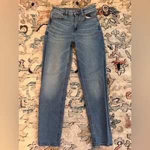 American Eagle mom jeans